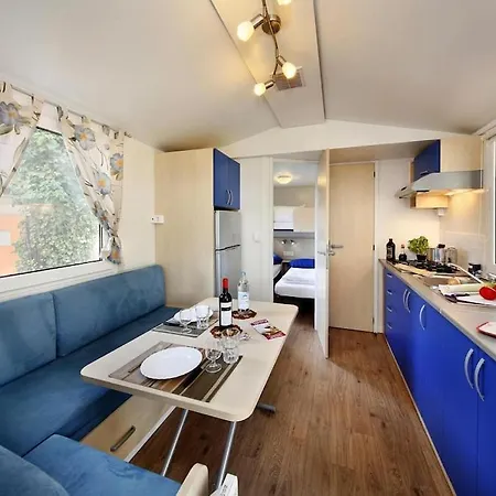 Mobile Homes Knaus Ruegen, Altenkirchen Altenkirchen (Mecklenburg-Vorpommern)
