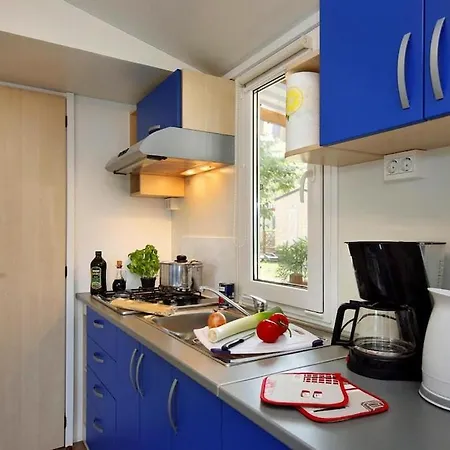 Mobile Homes Knaus Ruegen, Altenkirchen * Altenkirchen (Mecklenburg-Vorpommern)