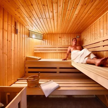 Mobile Homes Knaus Ruegen, Altenkirchen Tatil Evi *