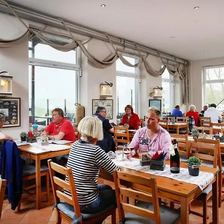 Mobile Homes Knaus Ruegen, Altenkirchen Altenkirchen (Mecklenburg-Vorpommern)